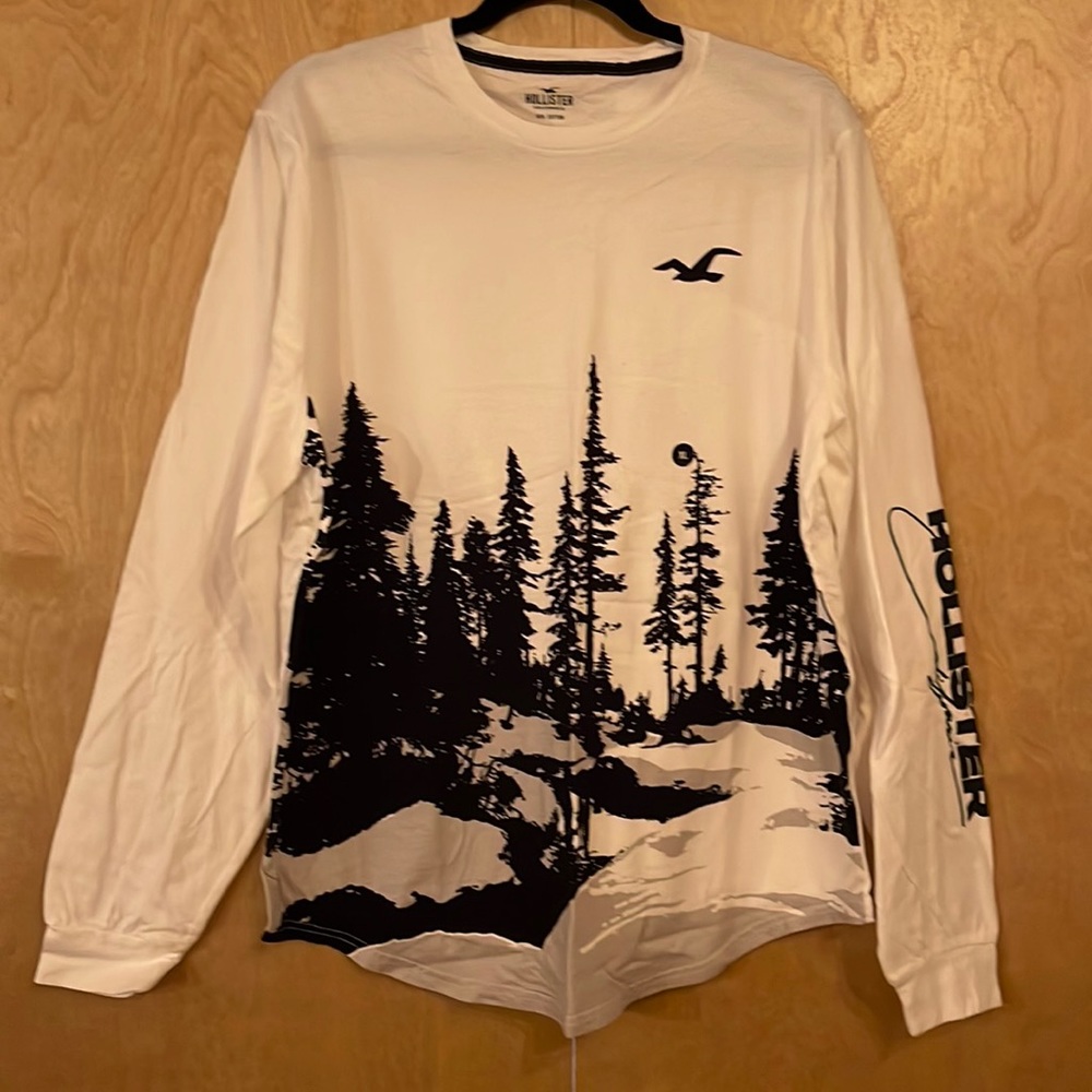 Hollister Long Sleeve Graphic Tee “Forest Print” - Men’s XL